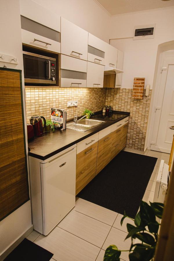 Old Town Apartman Budapest Ngoại thất bức ảnh